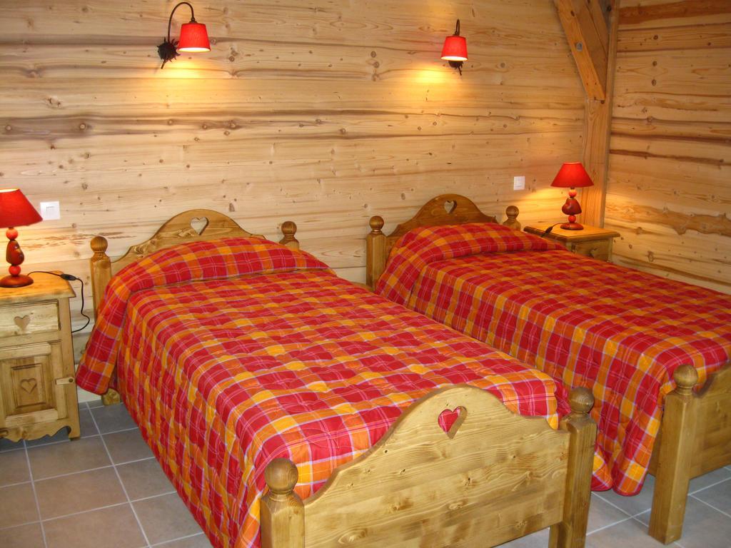 Ferme Auberge Du Bessard 알레바르드 외부 사진